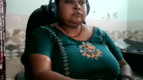 soni88888 online show from 07/12/26, 02:41