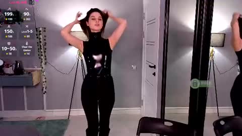 Sonia online show from 06/17/26, 04:08