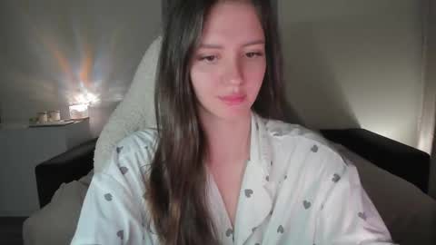 sonia_moon_ online show from 09/24/25, 02:48