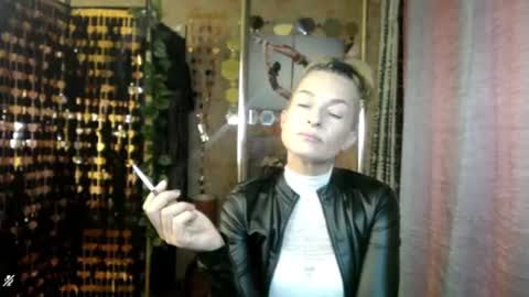 Sonia online show from 07/28/26, 04:39