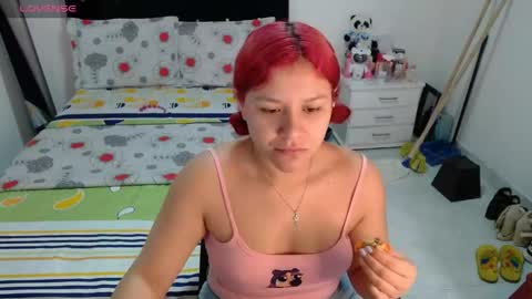 Snapshot of soniafuckboobs chatting on 05/12/26, 12:13 soniafuckboobs online show from 05/12/26, 12:13