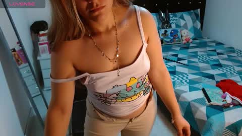 sonialatin69 online show from 09/13/25, 12:43