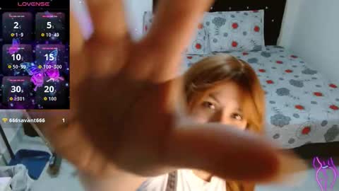 Snapshot of sonialatin69 chatting on 11/28/25, 12:30 sonialatin69 online show from 11/28/25, 12:30