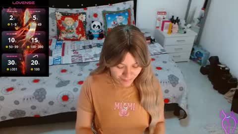 Snapshot of sonialatin69 chatting on 12/15/25, 12:20 sonialatin69 online show from 12/15/25, 12:20