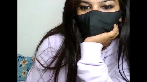 Snapshot of soniashifali4u chatting on 12/12/24, 08:03 soniyashifali4u online show from 12/12/24, 08:03