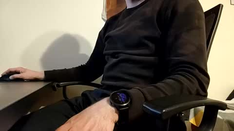 Snapshot of sonicegay chatting on 03/01/25, 05:49 sonicegay online show from 03/01/25, 05:49