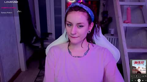 Snapshot of sonicsupergirl chatting on 10/12/25, 07:02 Rie online show from 10/12/25, 07:02