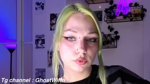 Your ghost wife online show from 04/05/26, 09:56