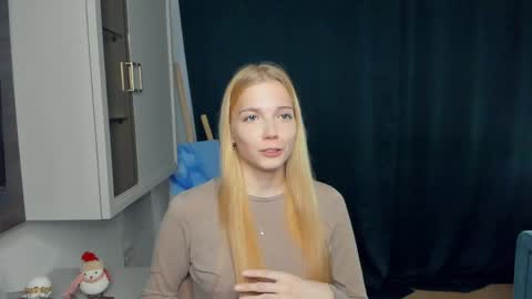 Snapshot of sonyalaviola chatting on 04/16/26, 07:31 Sofia online show from 04/16/26, 07:31