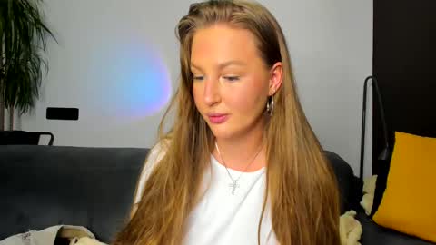 Snapshot of sonyatightt chatting on 01/14/25, 12:14 Sonya online show from 01/14/25, 12:14