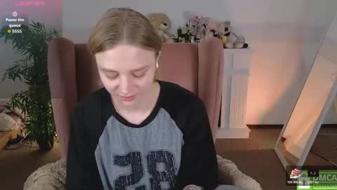 Snapshot of sookonstellita chatting on 05/18/26, 12:18 Litta online show from 05/18/26, 12:18