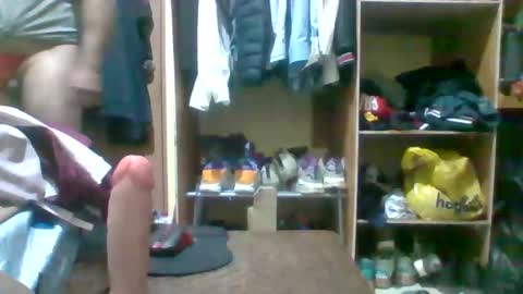 Snapshot of sopenco44 chatting on 11/26/25, 05:08 sopenco44 online show from 11/26/25, 05:08