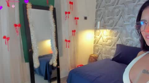 sophie online show from 03/31/26, 07:09