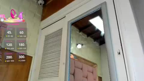 Sophia online show from 06/29/26, 12:05