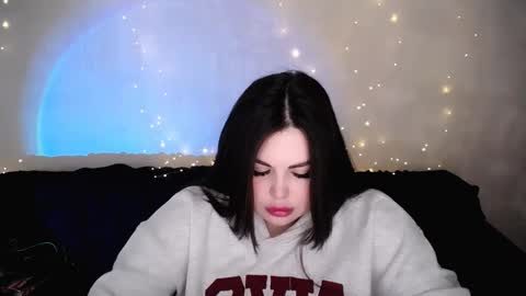 sophia__olsen online show from 03/08/26, 06:50