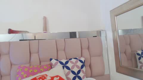 Snapshot of sophia__sweet1 chatting on 01/23/25, 01:24 sophia__sweet1 online show from 01/23/25, 01:24