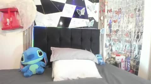 Sophia online show from 05/01/26, 03:00