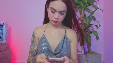Snapshot of sophia_berryy chatting on 10/18/25, 10:21 Sophia Independent model online show from 10/18/25, 10:21