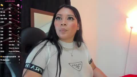 Sophia  online show from 02/18/25, 09:54