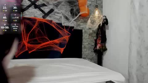 Sophia  online show from 10/29/25, 11:56