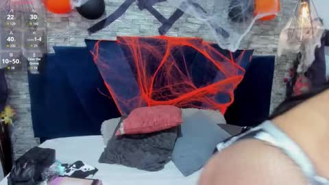 Sophia  online show from 10/31/25, 11:55