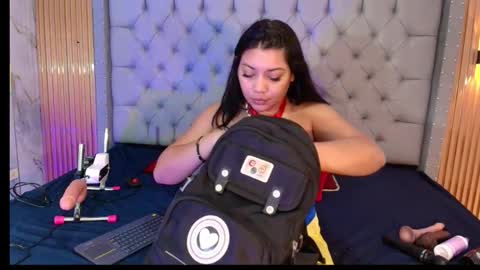 Sophia  online show from 12/14/25, 11:59