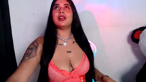 Snapshot of sophia_dazza398 chatting on 05/26/26, 01:56 sophia online show from 05/26/26, 01:56
