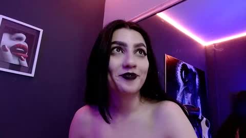 Snapshot of sophia_dk chatting on 02/26/25, 04:56 sophia hottie online show from 02/26/25, 04:56