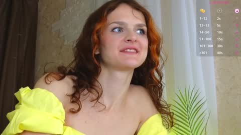 Snapshot of sophia_dreamy chatting on 01/09/25, 07:42 Sophia online show from 01/09/25, 07:42