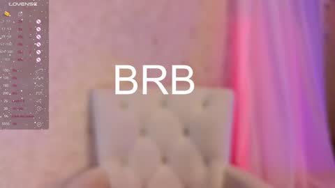 Snapshot of sophia_dreamy chatting on 02/04/25, 04:37 Sophia online show from 02/04/25, 04:37