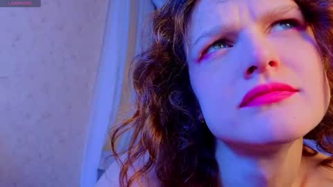 Snapshot of sophia_dreamy chatting on 10/13/25, 02:11 Sophia online show from 10/13/25, 02:11