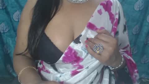Snapshot of sophia_indian chatting on 01/21/25, 10:08 Sophia Tamil online show from 01/21/25, 10:08