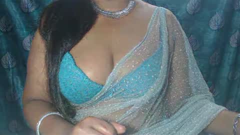 Snapshot of sophia_indian chatting on 01/25/25, 04:45 Sophia Tamil online show from 01/25/25, 04:45