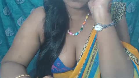 Snapshot of sophia_indian chatting on 01/28/25, 10:34 Sophia Tamil online show from 01/28/25, 10:34