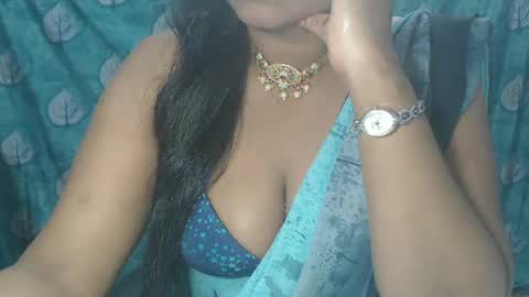 Snapshot of sophia_indian chatting on 01/29/25, 04:08 Sophia Tamil online show from 01/29/25, 04:08