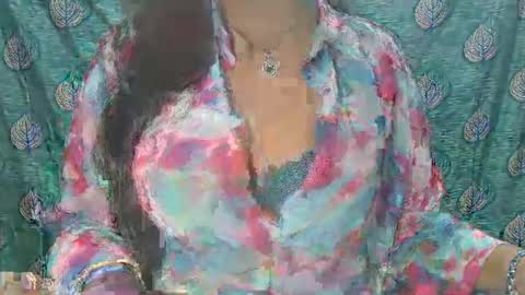 Snapshot of sophia_indian chatting on 02/01/25, 08:29 Sophia Tamil online show from 02/01/25, 08:29