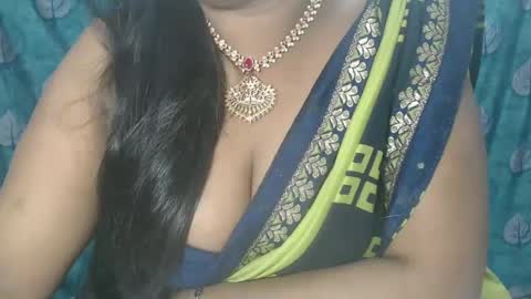 Snapshot of sophia_indian chatting on 02/06/25, 01:21 Sophia Tamil online show from 02/06/25, 01:21