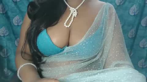 Snapshot of sophia_indian chatting on 02/16/25, 09:04 Sophia Tamil online show from 02/16/25, 09:04