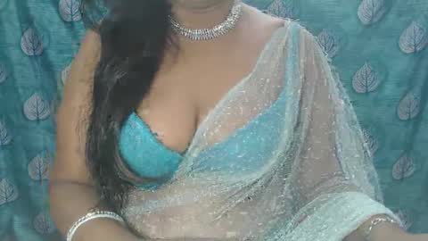 Snapshot of sophia_indian chatting on 02/23/25, 09:44 Sophia Tamil online show from 02/23/25, 09:44