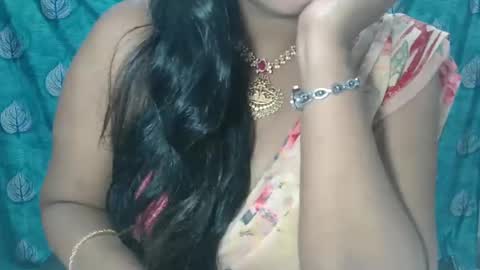 Snapshot of sophia_indian chatting on 03/06/25, 11:36 Sophia Tamil online show from 03/06/25, 11:36