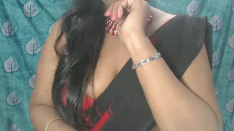 Snapshot of sophia_indian chatting on 03/08/25, 09:06 Sophia Tamil online show from 03/08/25, 09:06
