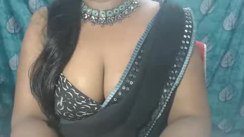 Snapshot of sophia_indian chatting on 09/20/25, 05:47 Sophia Tamil online show from 09/20/25, 05:47