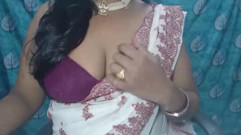 Snapshot of sophia_indian chatting on 09/23/25, 07:55 Sophia Tamil online show from 09/23/25, 07:55