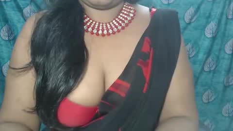 Snapshot of sophia_indian chatting on 09/28/25, 08:52 Sophia Tamil online show from 09/28/25, 08:52