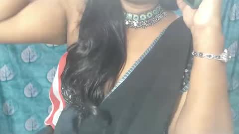 Snapshot of sophia_indian chatting on 10/12/25, 05:06 Sophia Tamil online show from 10/12/25, 05:06