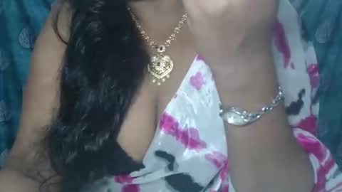 Snapshot of sophia_indian chatting on 11/06/25, 06:14 Sophia Tamil online show from 11/06/25, 06:14