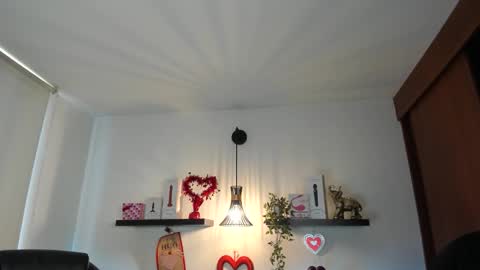 sophia_miller4 online show from 02/18/26, 07:10