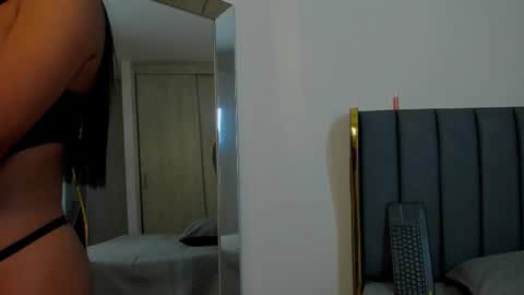 sophia_owens_2 online show from 01/16/26, 02:37