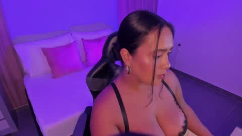 sophia_solerr online show from 05/16/26, 03:03