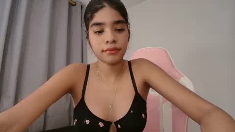 Snapshot of sophia_storn chatting on 07/18/26, 02:05 Sophia Storm online show from 07/18/26, 02:05